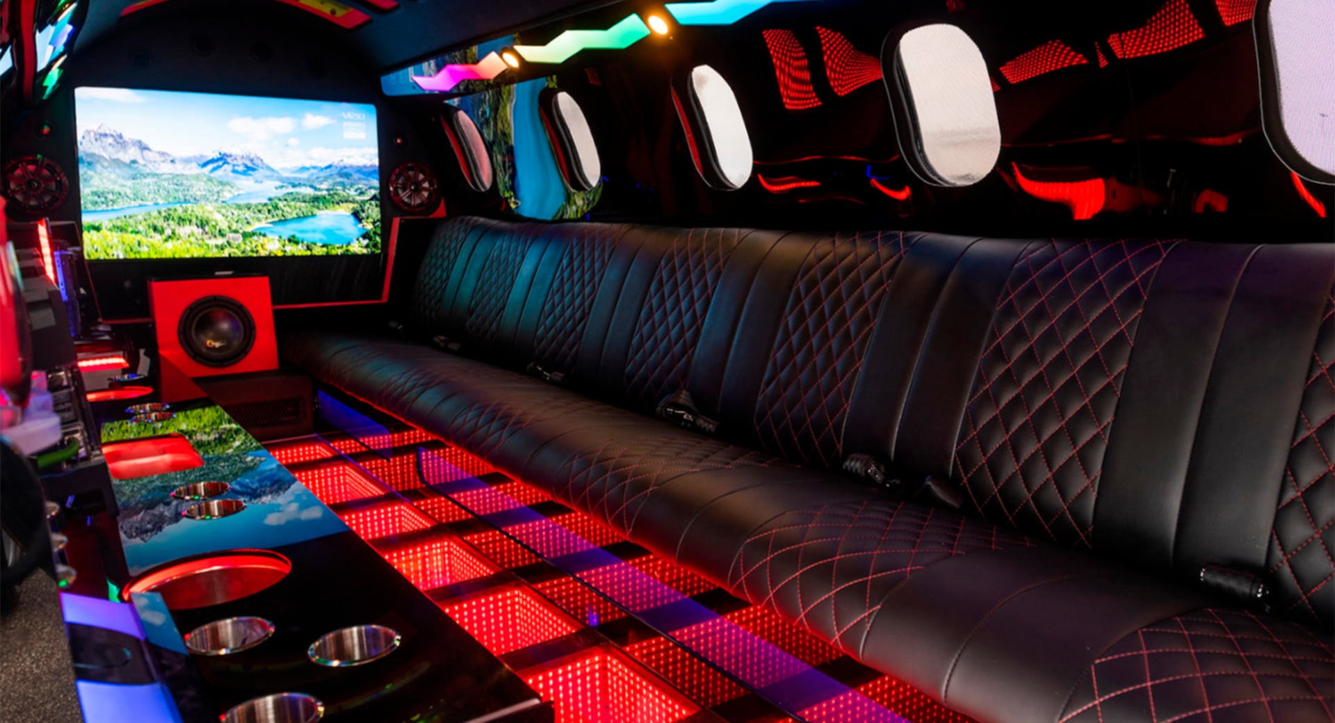 A Mitsubishi Dealership Is Selling a Wonderfully Ridiculous Learjet Limo