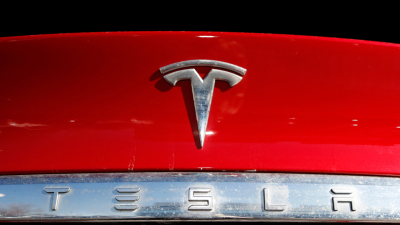 Tesla Issues Recall for CPU Overheating on Touchscreen Display