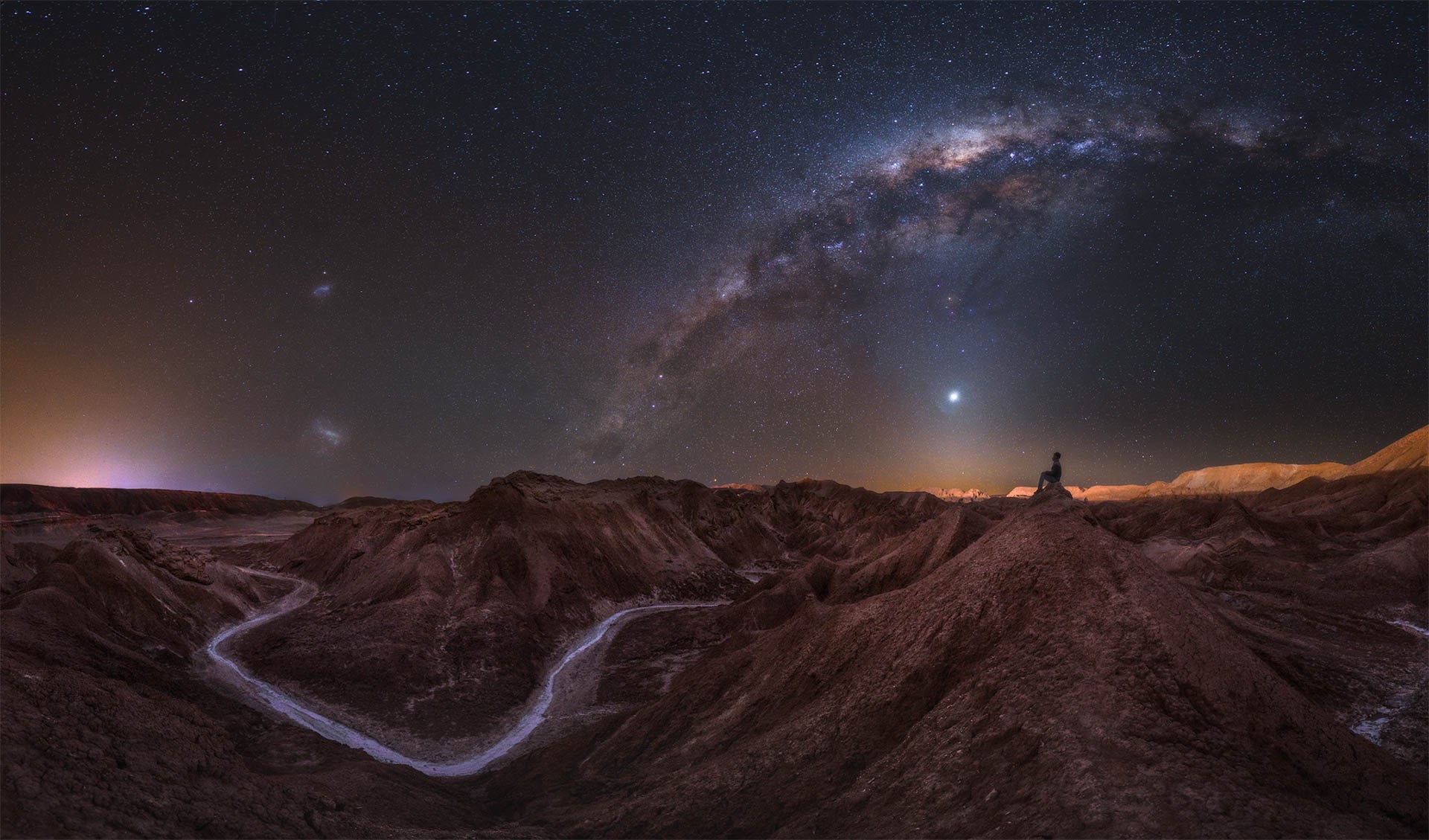 A lonely road winding through Chile's Atacama Desert. (Photo: Alexis Trigo)