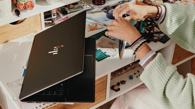 HP’s Fantastic Spectre and Envy Laptops Just Got a New Life