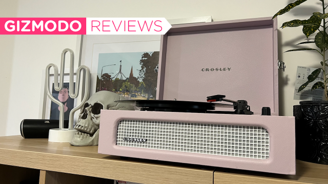 The Crosley Voyager Is a Cute Turntable, but It’s Not for the Vinyl Die-Hard