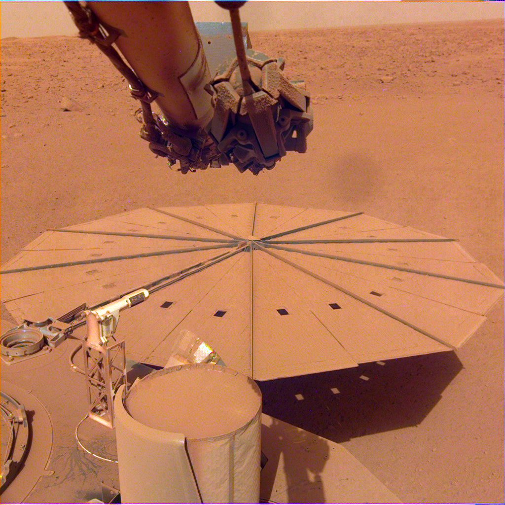 Here’s the Last Selfie From the Fading InSight Mars Lander