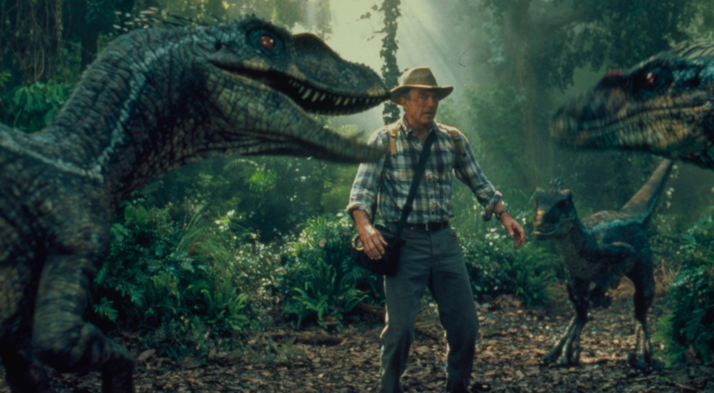There are a lot more raptors in Jurassic Park III. (Image: Universal Pictures)