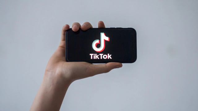 Buh-Bye Pointless Buttons: TikTok Is Testing Full-Screen Video