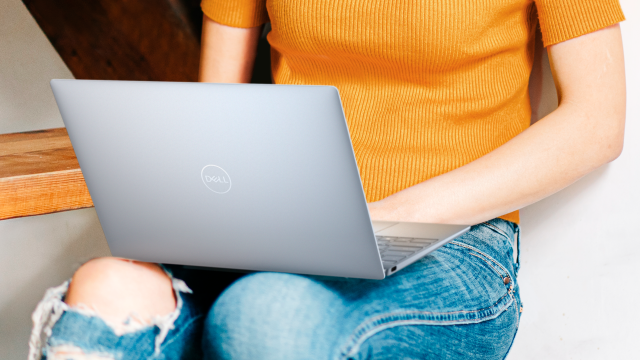 Dell’s New XPS 13 Is Thinner, More Colourful — And Lacks a Headphone Jack