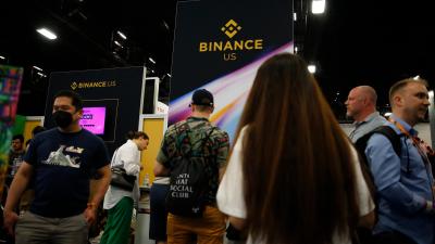 Investors are Suing Binance and Its CEO Over Unstable ‘Stablecoin’