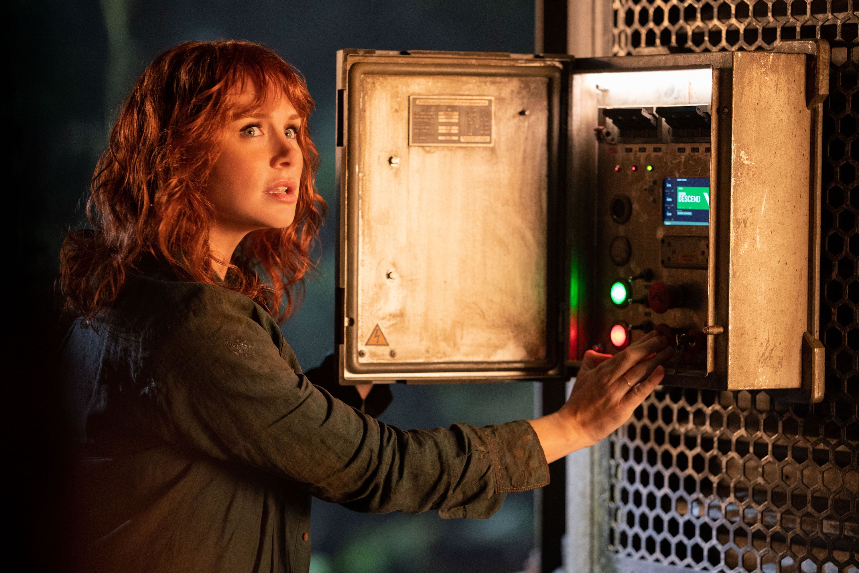 Claire Dearing (Bryce Dallas Howard) does the hand thing to a fusebox. (Image: Universal)