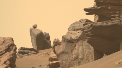 What’s This Weird Balancing Rock on Mars?