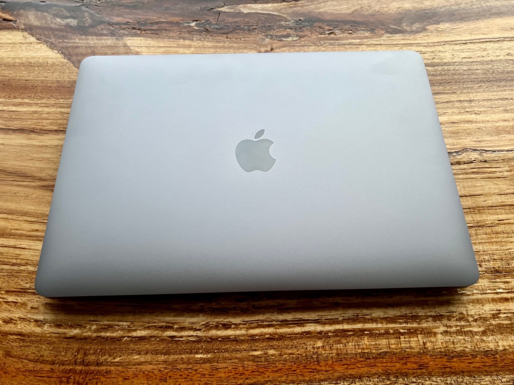 The lid of the M2 MacBook Pro