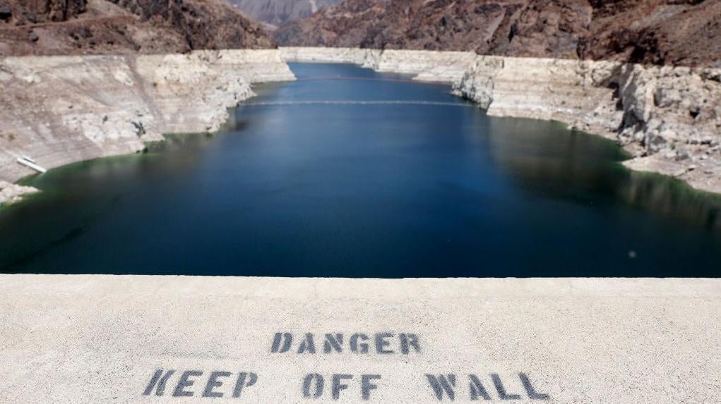 Low water levels at Lake Mead.  (Photo: Mario Tama, Getty Images)