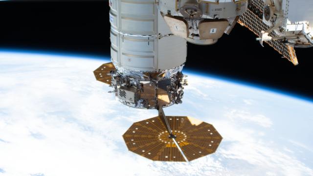 USA’s Docked Cygnus Spacecraft Successfully Manoeuvres ISS in Important Reboosting Test