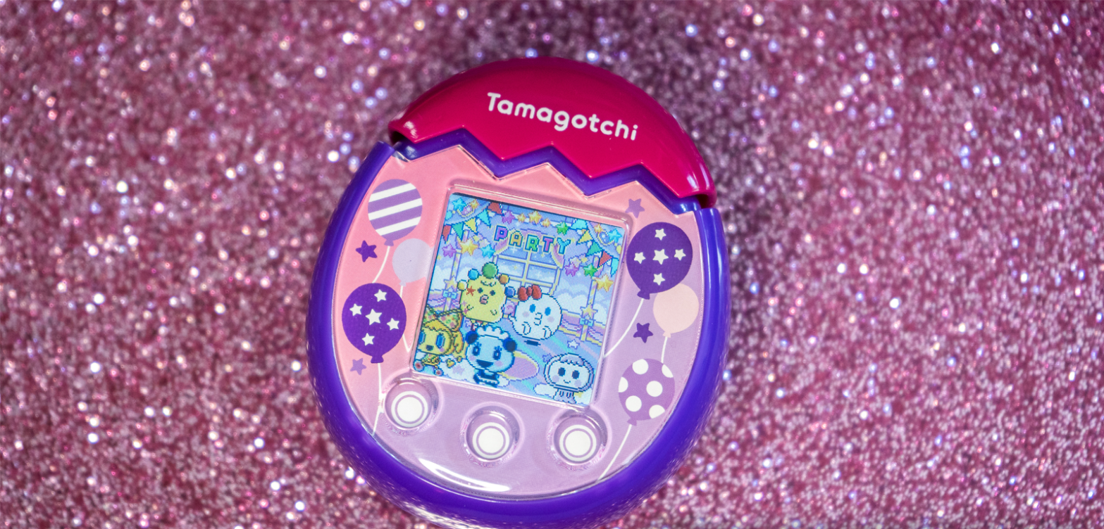 The Tamagotchi Pix Party is a fantastic follow-up to its first-gen predecessor.  (Photo: Florence Ion / Gizmodo)