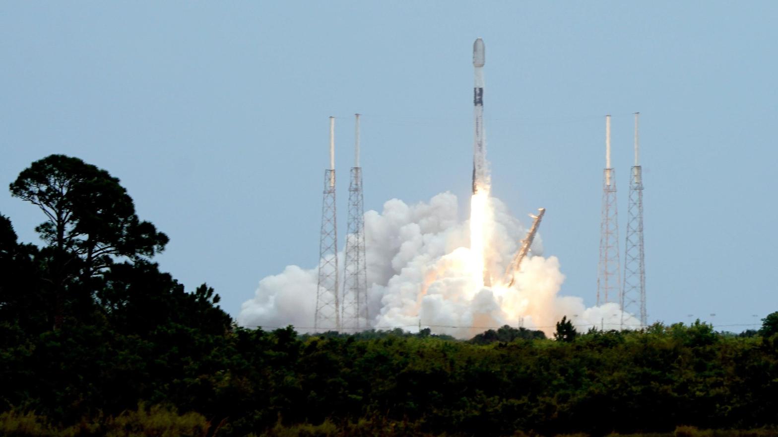 SpaceX has launched more than 2,000 Starlink satellites to orbit as part of its internet megaconstellation. (Photo: John Raoux, AP)