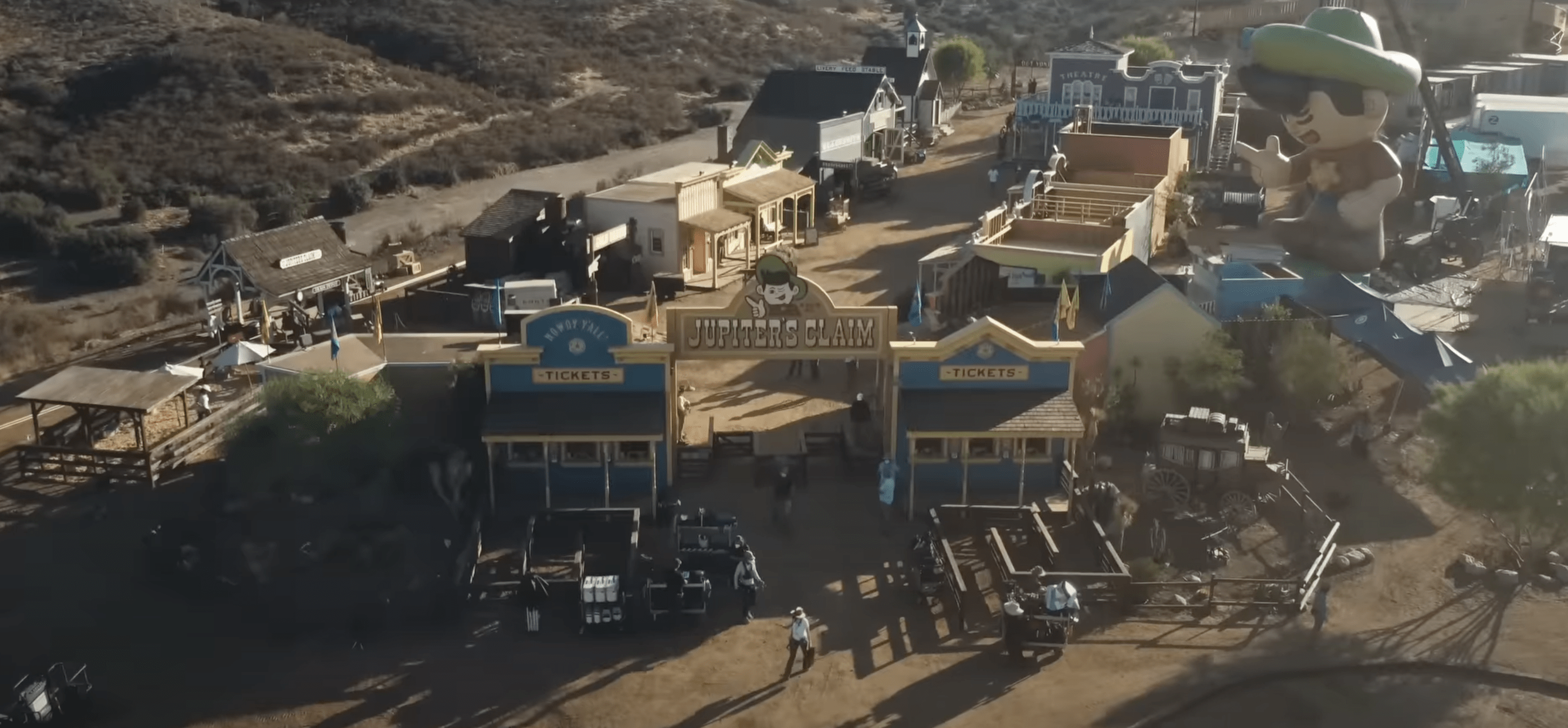 The Nope set on location in Santa Clarita, CA. (Screenshot: Universal Pictures)