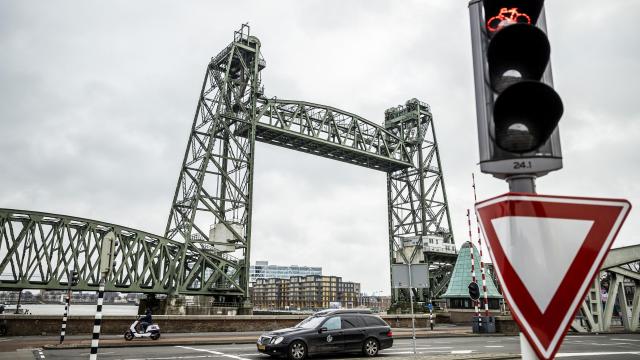 Rotterdam Won’t Dismantle Historic Bridge to Let Jeff Bezos’ $AU730 Million Superyacht Pass
