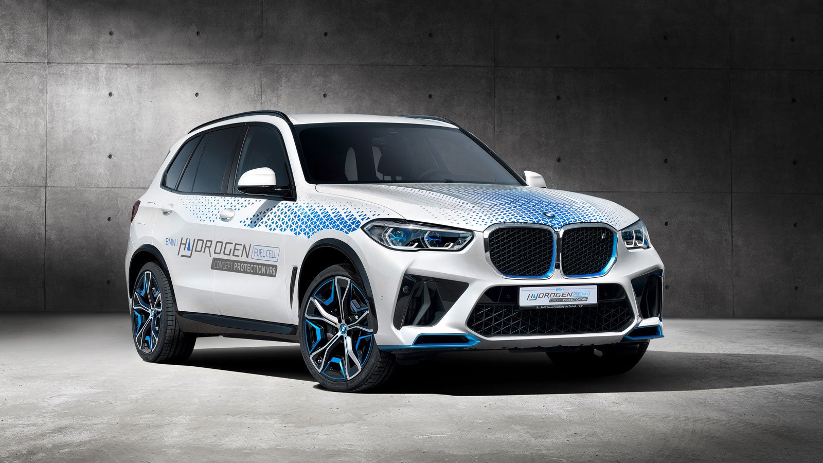 BMW Will Build a Bulletproof All-Electric i7 For Greenies With Enemies
