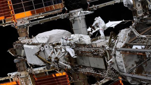 Head of Russian Space Agency Threatens to Withhold Access to New ISS Robotic Arm