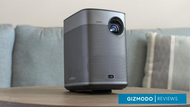 The Rechargeable XGIMI Halo+ Projector Will Glamp Up The Outdoors, But Pack Extra Power