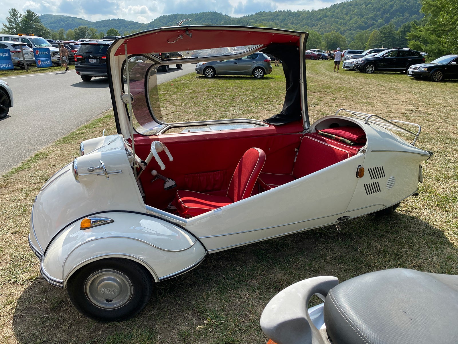 There Will Never Be Another Car More Charming Than the Messerschmitt KR200