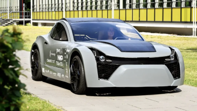 Students Build a Car That Removes Carbon From the Air as It Drives