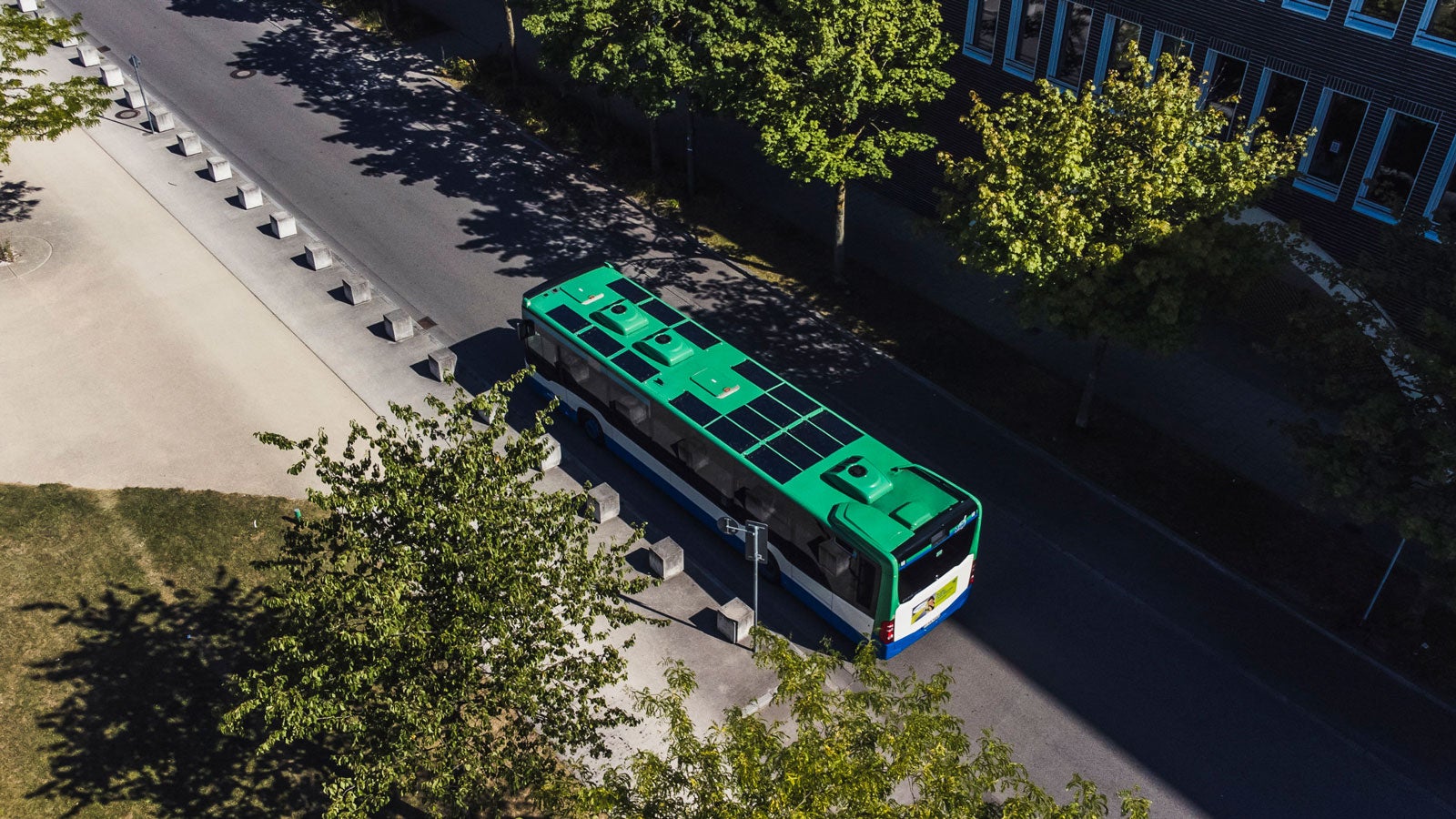 This Kit Promises to Bring Solar Power to Buses