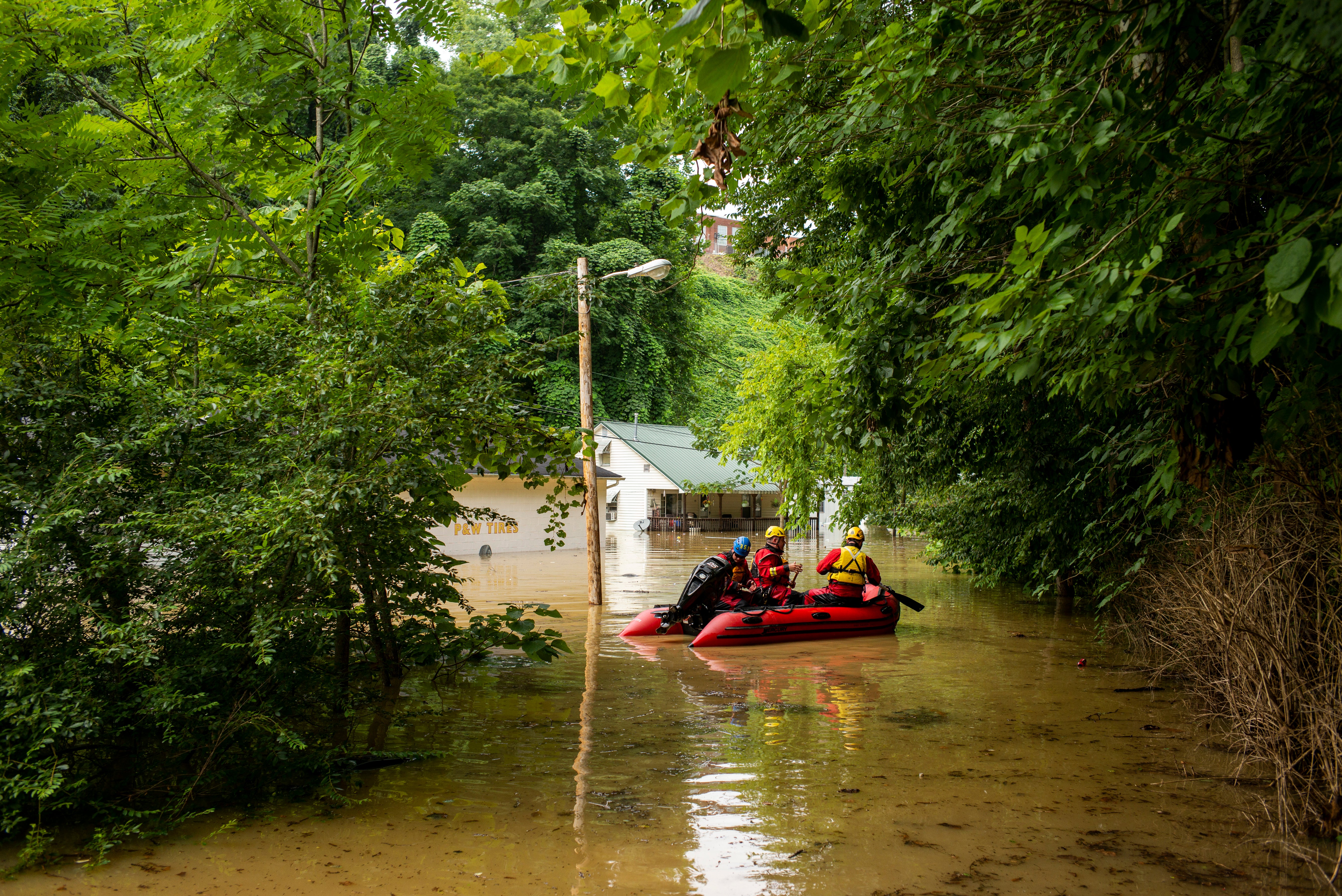 Rescue operations in Jackson.  (Photo: Michael Swensen, Getty Images)