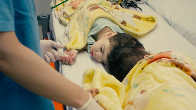 How Virtual Reality Training Helped Surgeons Separate These Conjoined Twins