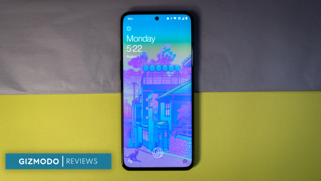 The OnePlus 9 T Is a Great Deal for Power Users, Even if It’s Missing a Volume Slider