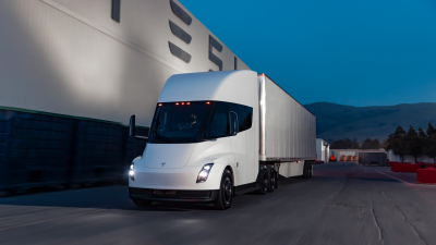 It Must Be 2019 Again, Because the Tesla Semi Is Coming ‘This Year’