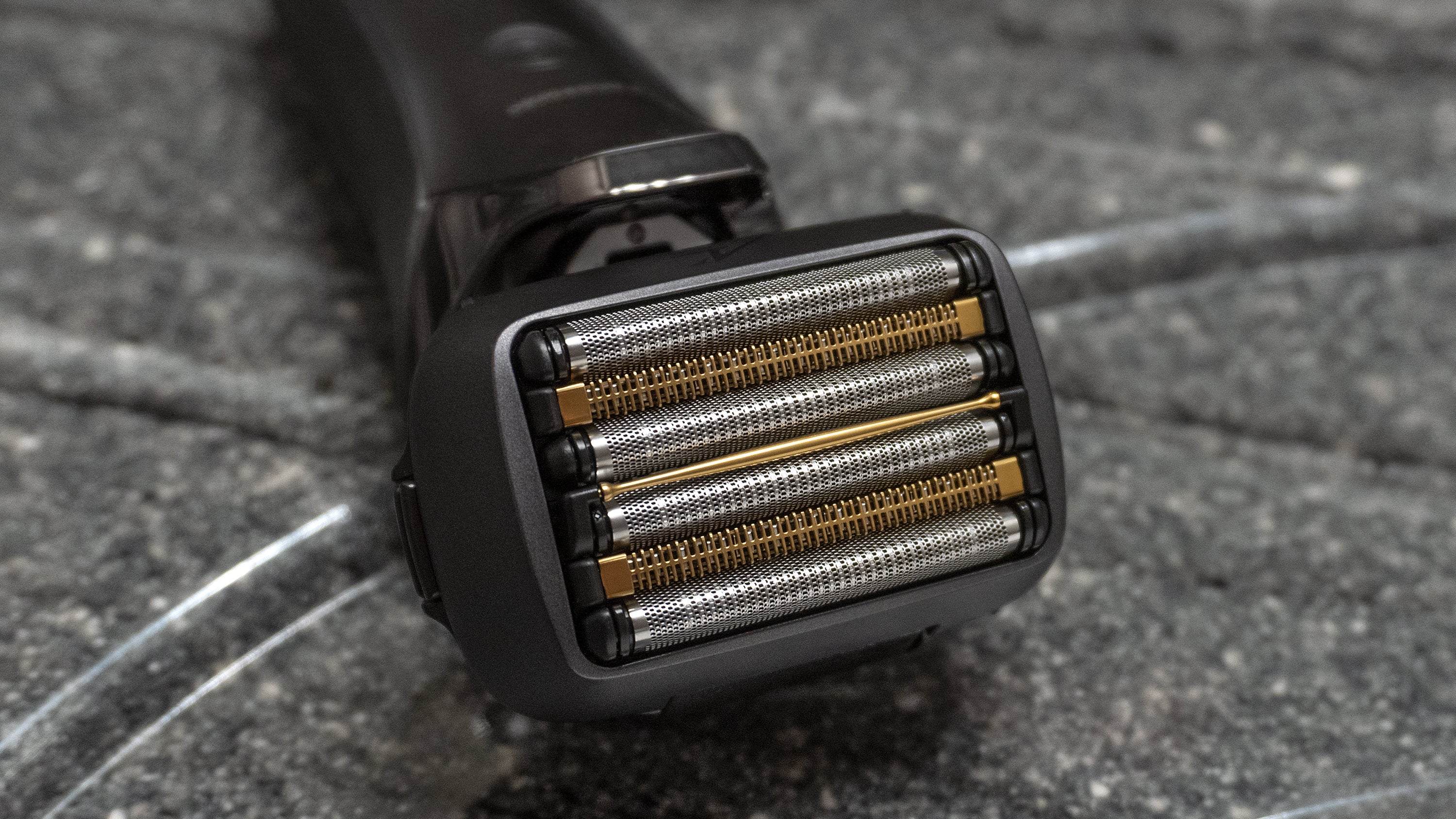 Although gentle and effective, the Arc6 isn't a complete revolution in electric razors. But it's definitely a step up. (Photo: Andrew Liszewski | Gizmodo)