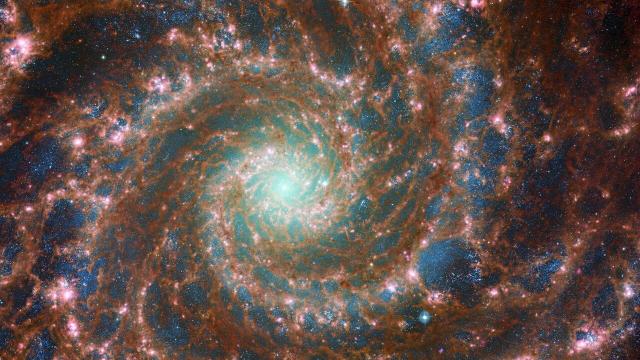 Webb Telescope Captures the Bamboozling Beauty of the Phantom Galaxy