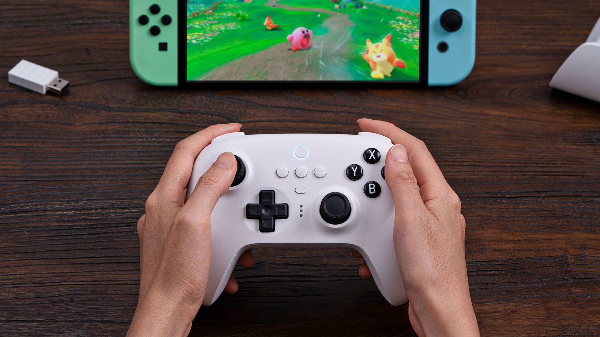 8BitDo’s Xbox-Style Ultimate Controller Goes Wireless, But Not For the Xbox
