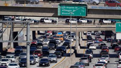 New California Bill Will Pay Residents Around $AU1,500 for Not Owning a Car