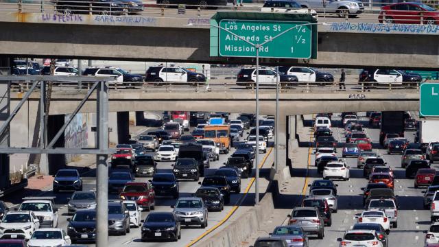 New California Bill Will Pay Residents Around $AU1,500 for Not Owning a Car