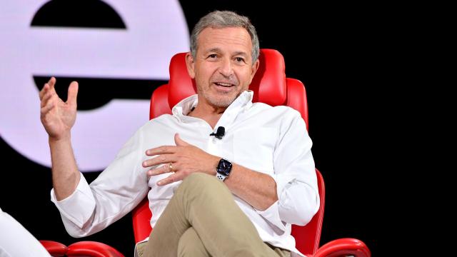 Disney’s Bob Iger, Who Also Backed Out of Buying Twitter, Says Lots of Users Were Bots