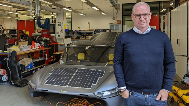 EVs Should Have Solar Panels, and the Sunswift Racing Team Is Taking Charge