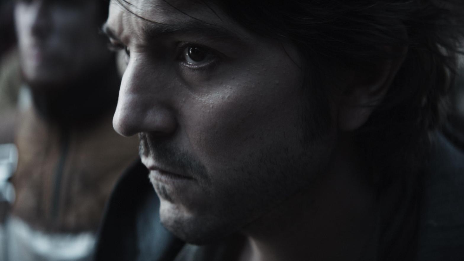 Diego Luna scrolling Twitter waiting for Andor reactions. (Image: Lucasfilm)
