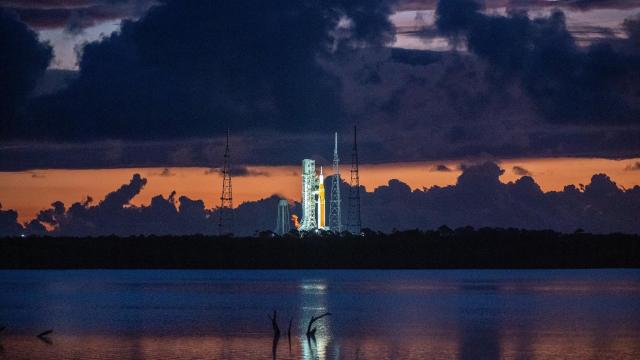 Space Force Approves Launch of NASA’s Megarocket, but Bad Weather Looms