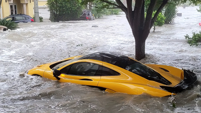 McLaren P1 Submerged By Hurricane After a Week With New Owner