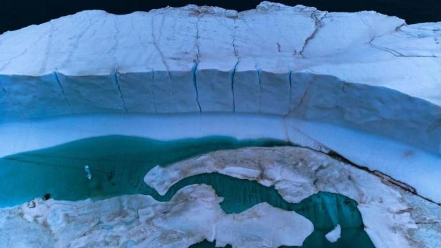 Heat Waves Set Off Record Ice Melt in Greenland Last Month