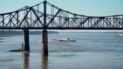There’s a Traffic Jam on the Mississippi River