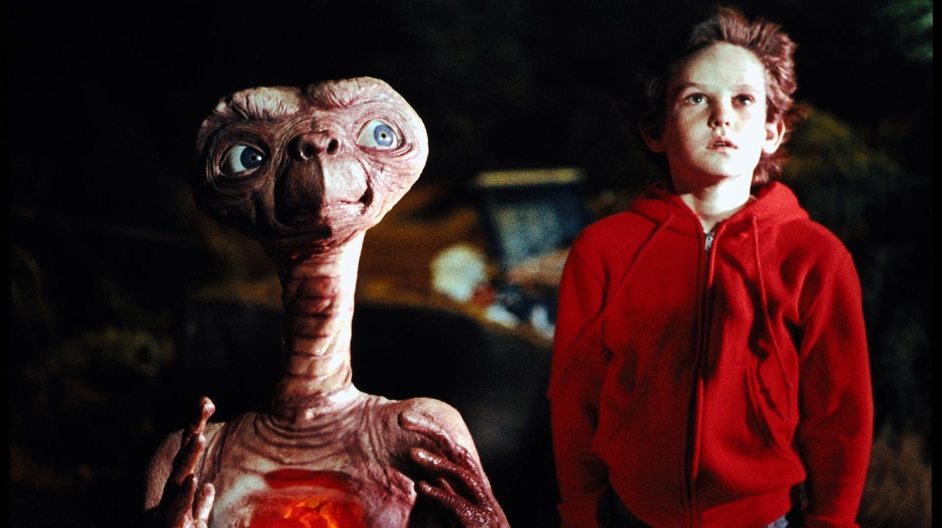 E.T. phone home. (Image: Universal)