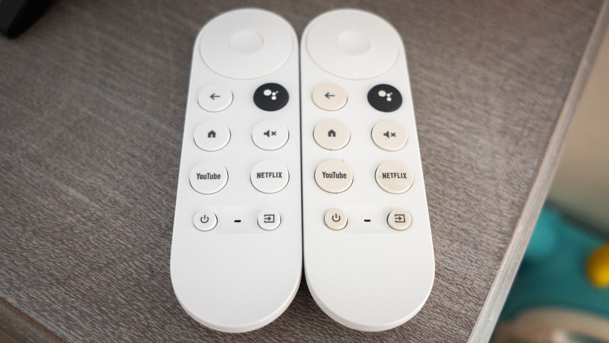 What can I say? A white remote in a house with a young kid is a grime magnet.  (Photo: Florence Ion / Gizmodo)