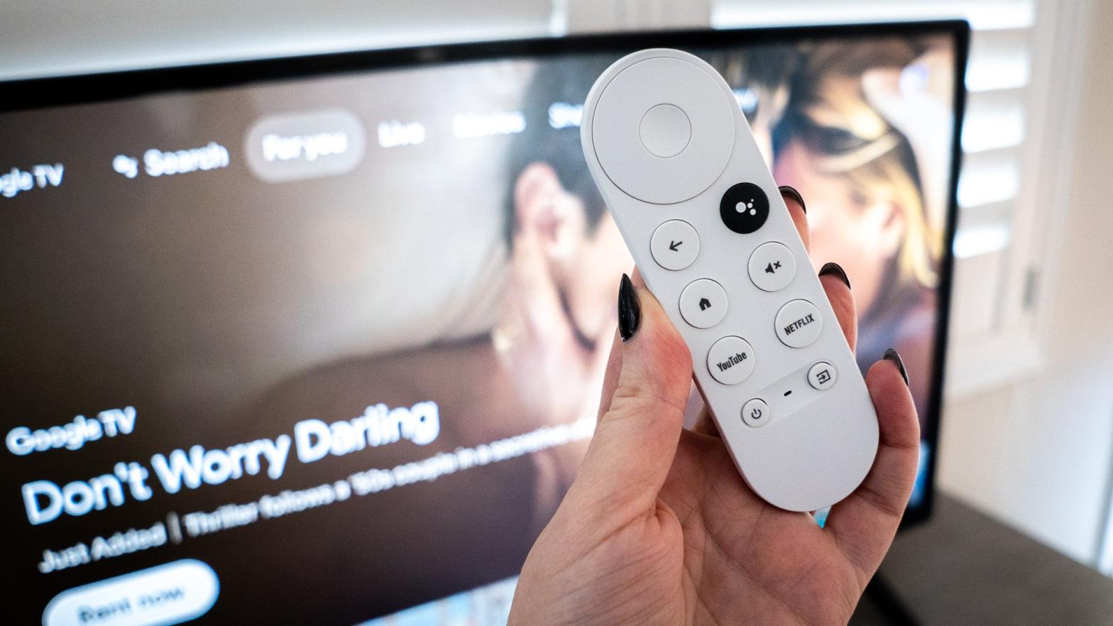 The Chromecast with Google TV HD is the baseline first-party Google TV dongle.  (Photo: Florence Ion / Gizmodo)