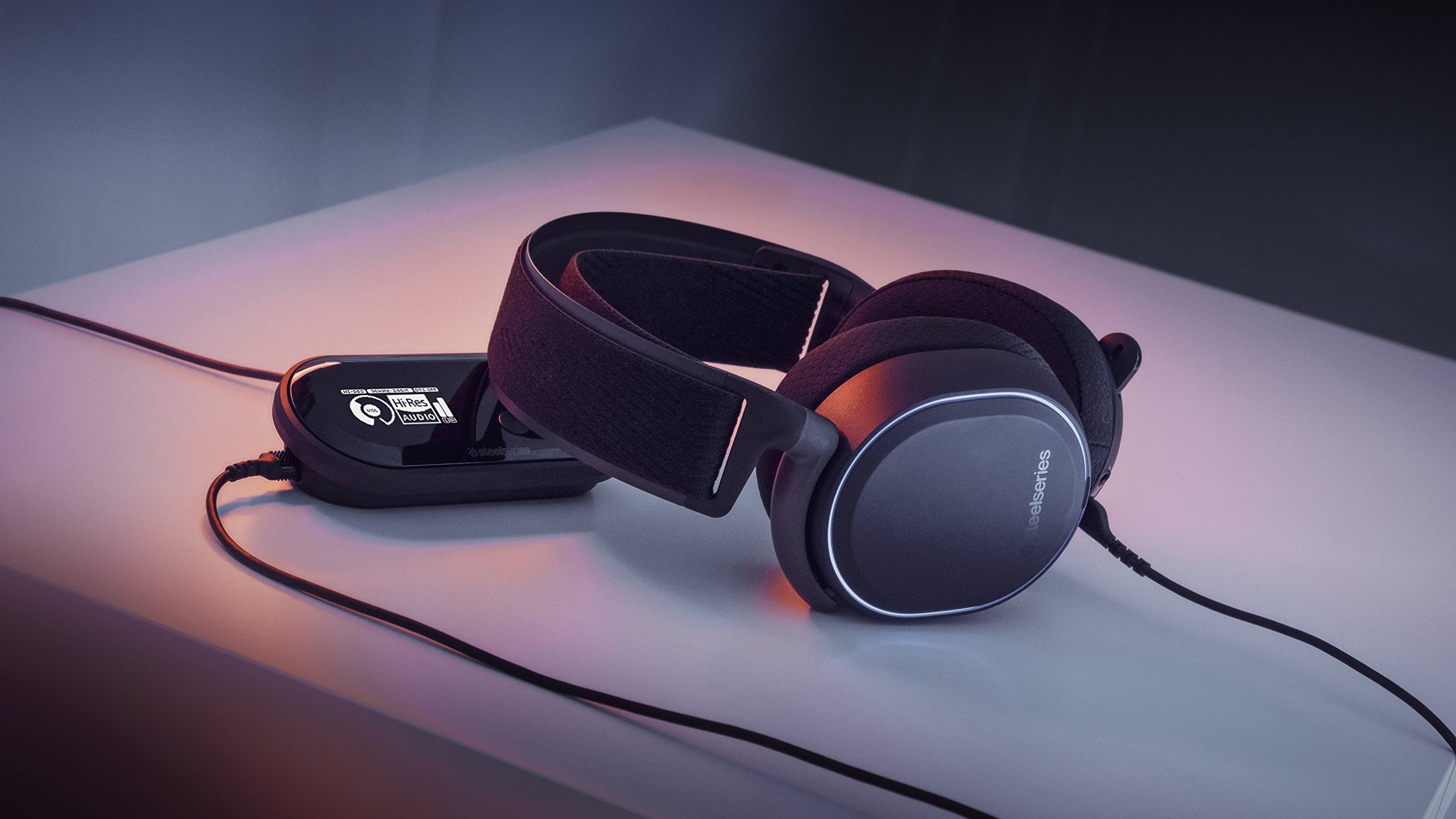 SteelSeries Arctis Pro headset