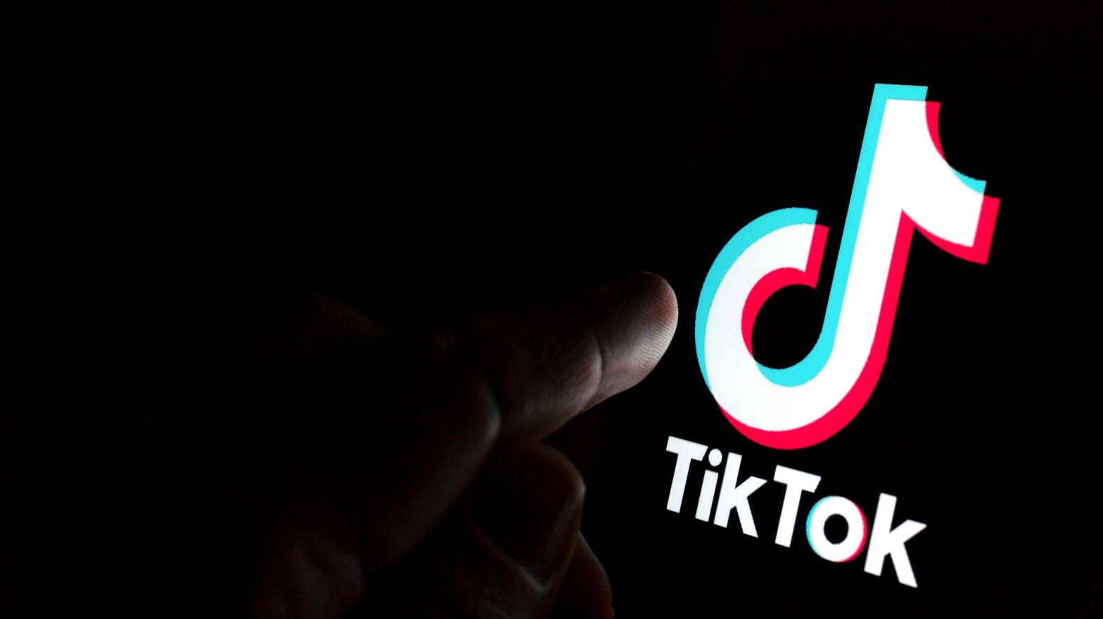 Earlier this year, TikTok began notifying select users when someone viewed their profile.  (Image: Ascannio, Shutterstock)