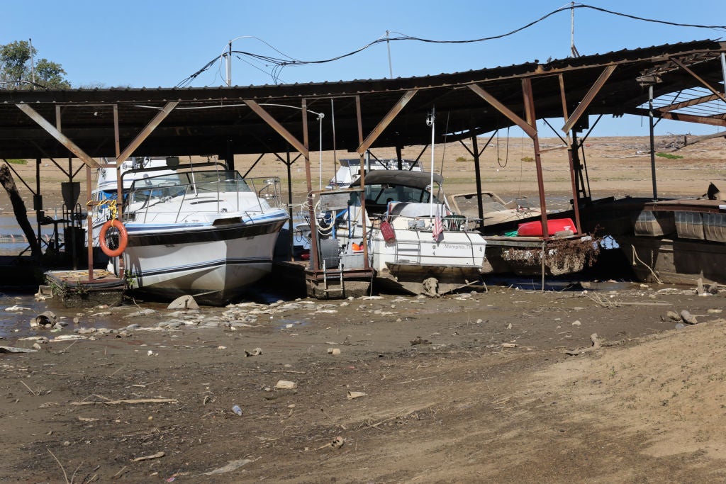 Boats rest in mud at Riverside Park Marina in Martin Luther King Jr. Riverside Park along the Mississippi River on October 19, 2022 in Memphis, Tennessee. Lack of rain in the Ohio River Valley and along the Upper Mississippi has the Mississippi River south of the confluence of the Ohio River nearing record low levels. (Photo: Scott Olson, Getty Images)