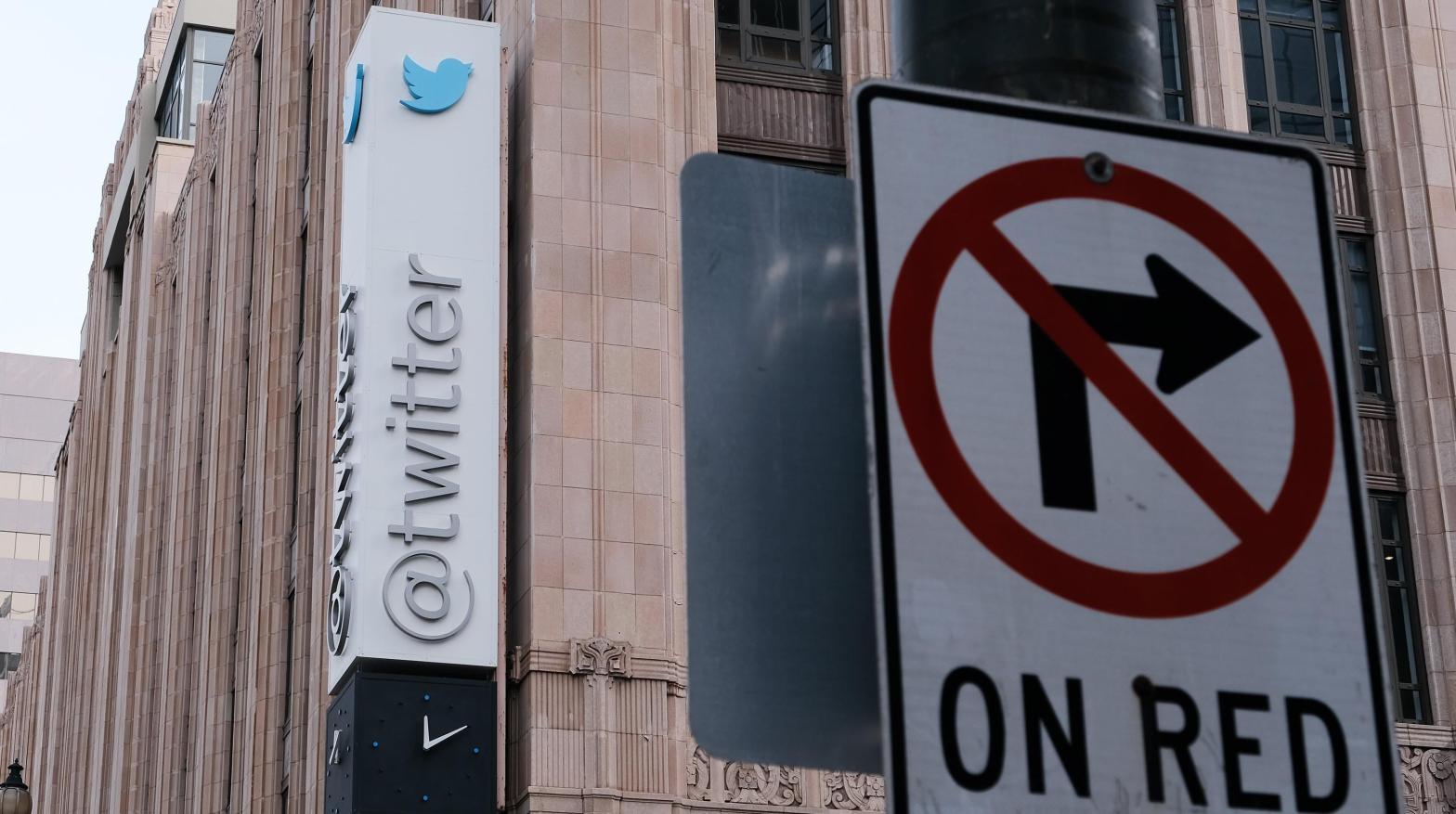 Twitter wasted little time firing half of its global employees, but the process was apparently so haphazard that the company now needs to rehire some of those it let go. (Photo: David Odisho, Getty Images)