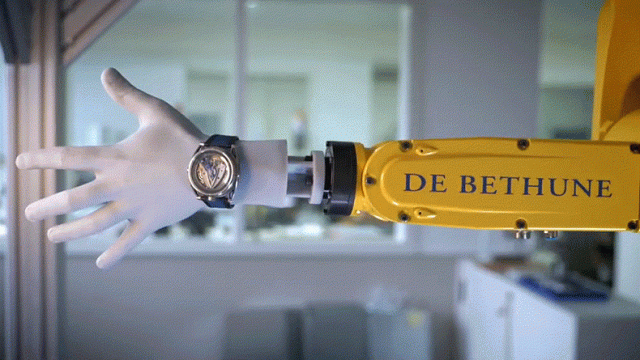 De Bethune’s $93,500 Timepieces Now Come With Custom, Robot-Powered Calibration