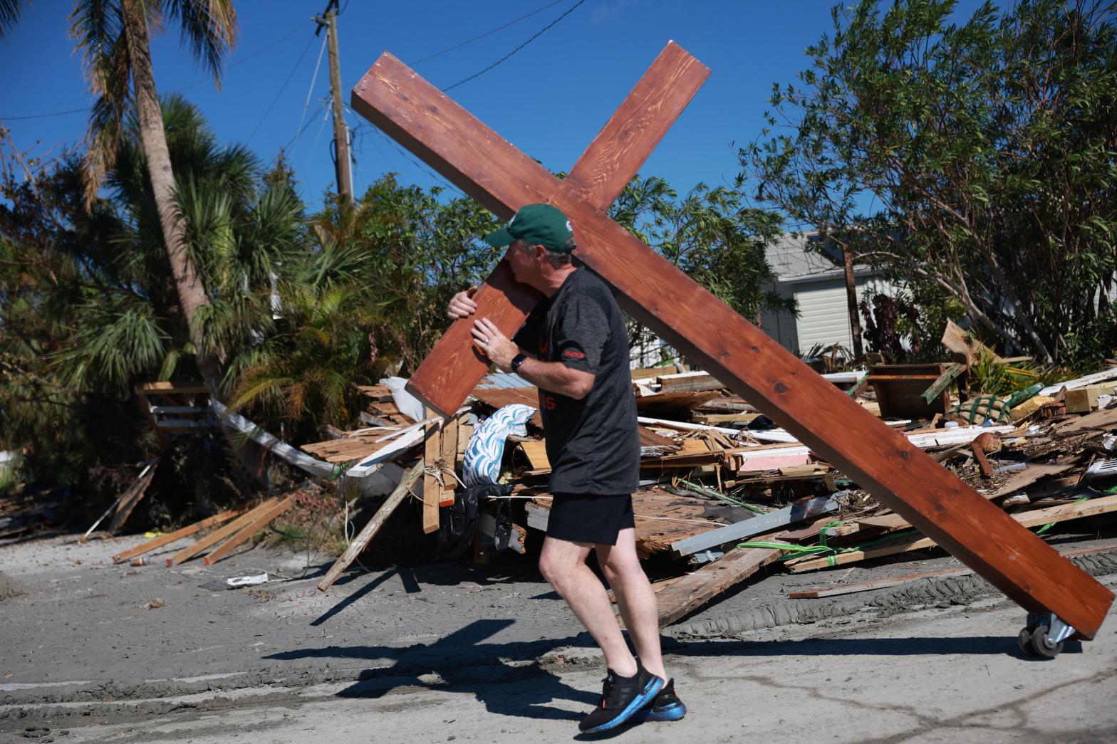 Damage from Hurricane Ian in Fort Myers, Florida, on October 1, 2022. (Photo: Joe Raedle, Getty Images)